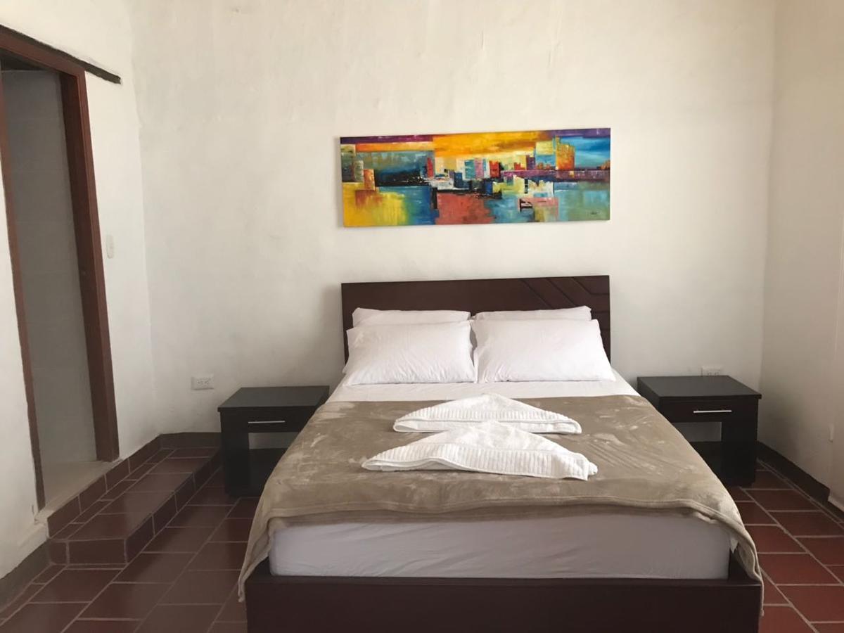 Hostal Rous San Gil Exterior photo