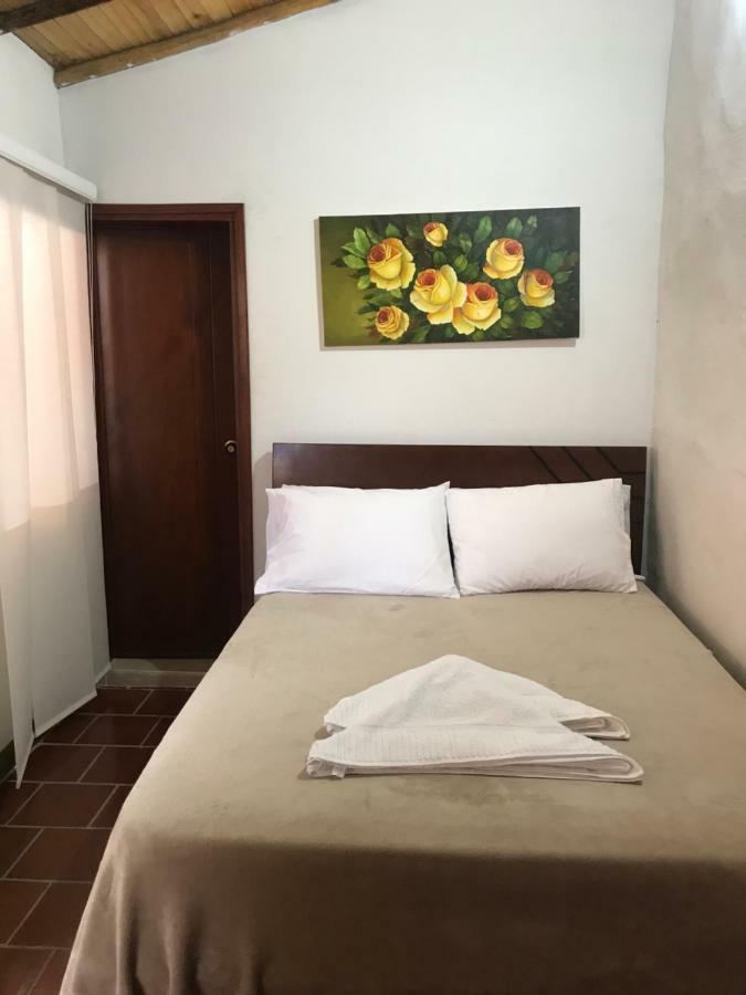 Hostal Rous San Gil Exterior photo